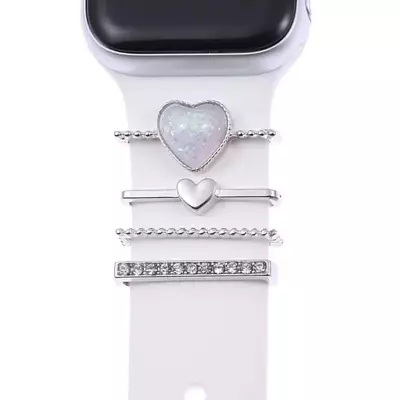 Microsonic Apple Watch 8 41mm Kordon Süsü Charm İnci Kalp Gümüş