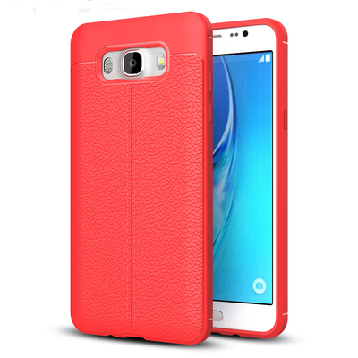Microsonic Samsung Galaxy J7 2016 Kılıf Deri Dokulu Silikon Kırmızı